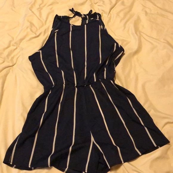 Romper - Picture 1 of 4